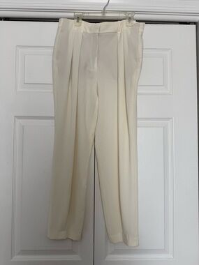Zara Cream Dress Pants - Classic Pleated with tapered leg